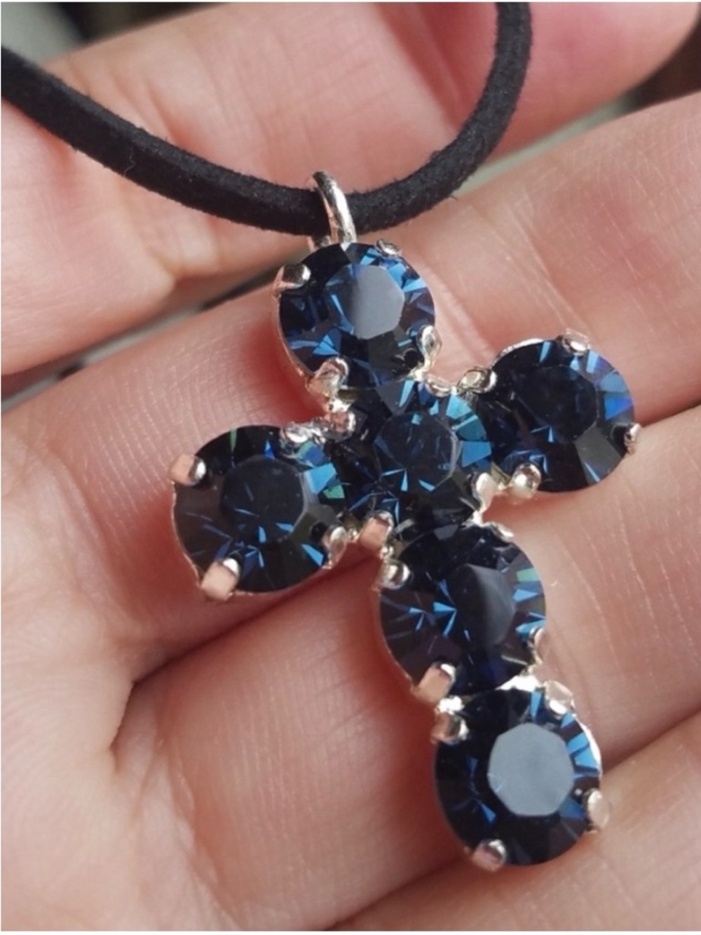 Swarovski Elements Symbolic Dark Blue Cross Choker Necklace on Black Suede NWT